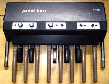 JEN   Pedal Bass P 700